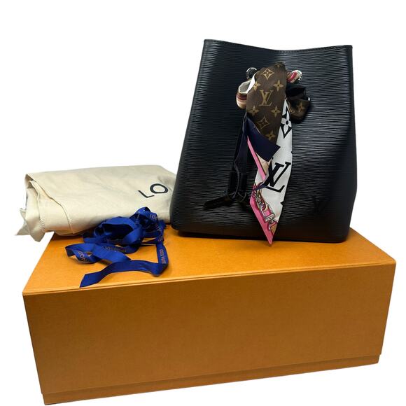 Louis Vuitton Paris NeoNoe Bag in Epi Leather Black + Ultimate Monogram BB Scarf - Picture 1 of 13